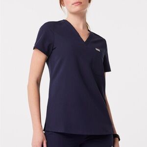 Figs Women’s Catarina One Pocket Scrub Top